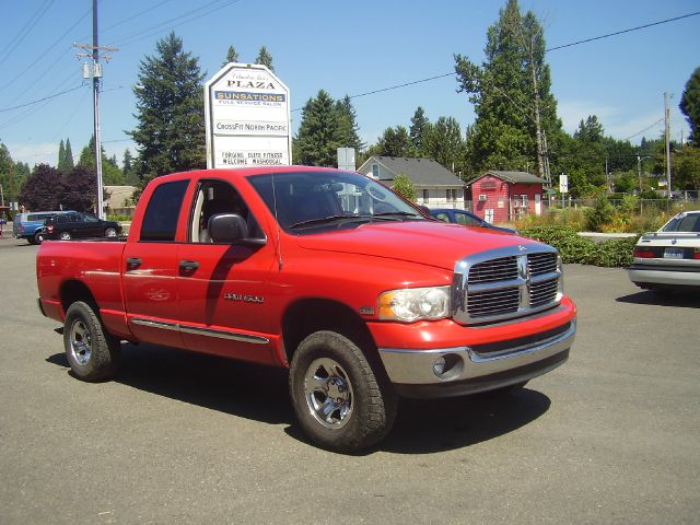 2005 Dodge Ram 1500 4dr 114 WB XLT 4WD