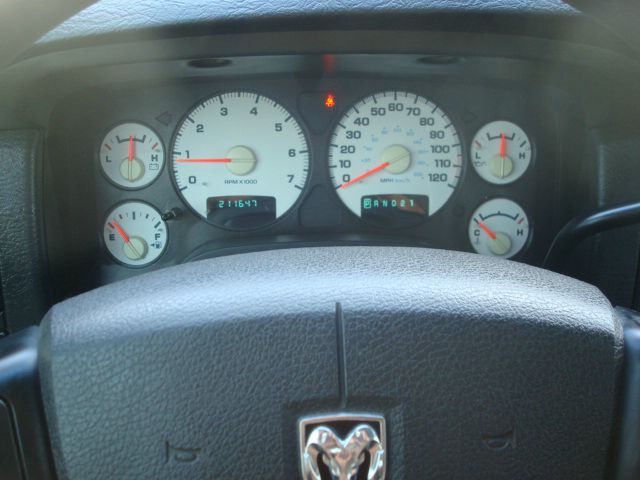 2005 Dodge Ram 1500 Crew Cab 4-wheel Drive LTZ