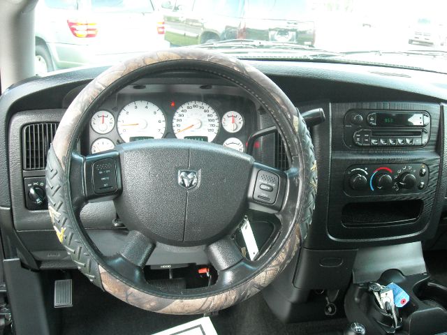 2005 Dodge Ram 1500 Ext WT