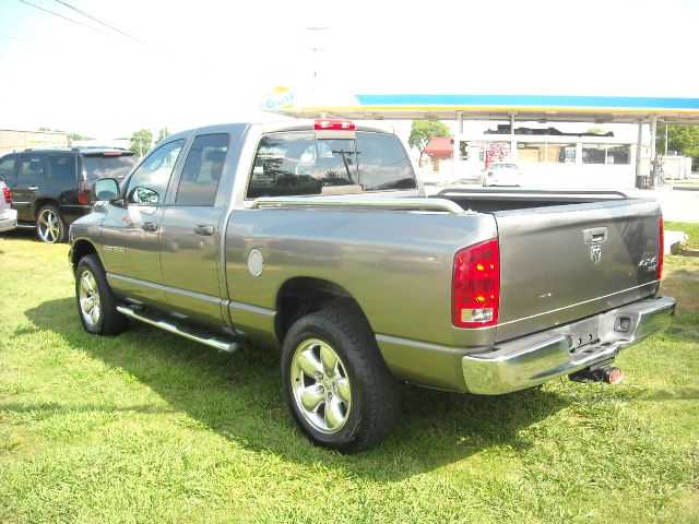 2005 Dodge Ram 1500 Ext WT