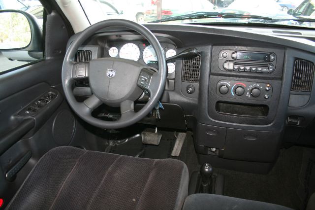 2005 Dodge Ram 1500 Ext WT