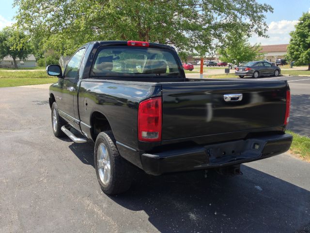2005 Dodge Ram 1500 Fleetside EXT CAB 4X4