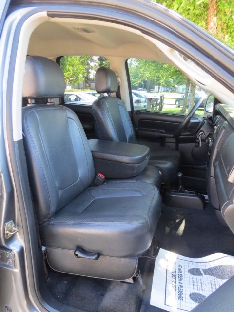 2005 Dodge Ram 1500 Ext WT