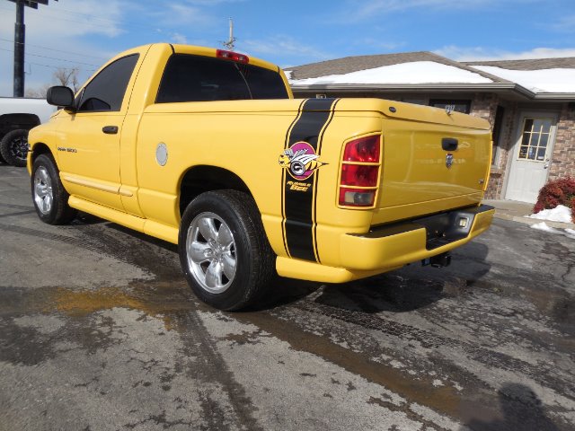 2005 Dodge Ram 1500 SL 2500 Snow Plow