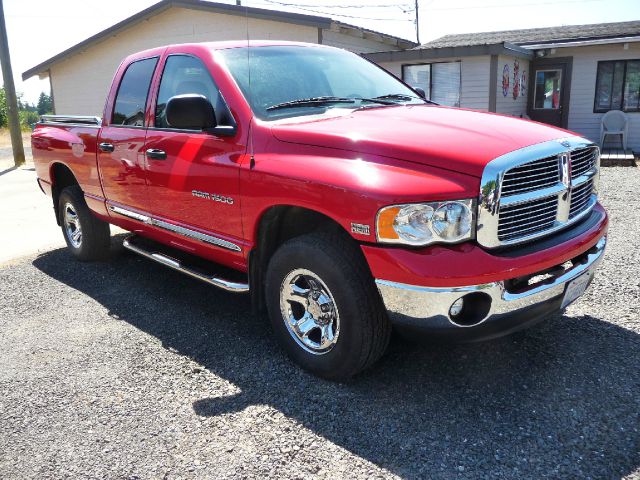 2005 Dodge Ram 1500 4dr 114 WB XLT 4WD