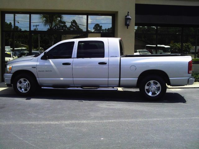2006 Dodge Ram 1500 2WD Regular Cab 6.3 Ft Box ST