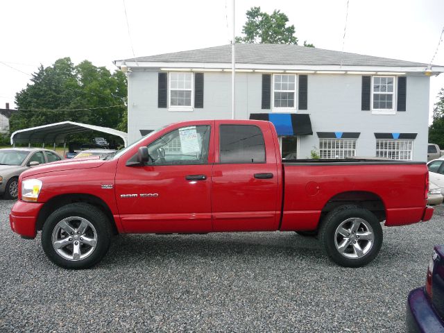 2006 Dodge Ram 1500 4dr LX 4WD Auto