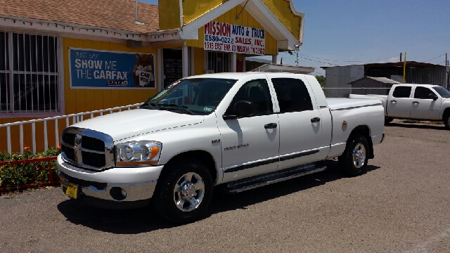 2006 Dodge Ram 1500 2WD Regular Cab 6.3 Ft Box ST