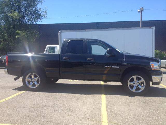 2006 Dodge Ram 1500 4d Wagon AWD