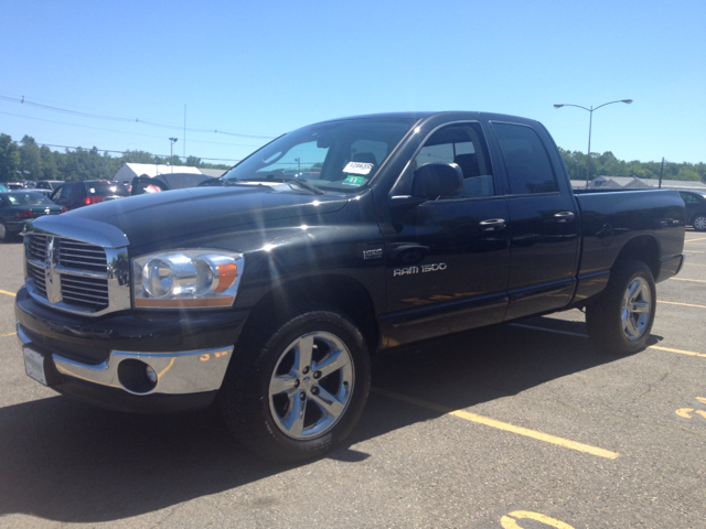 2006 Dodge Ram 1500 4d Wagon AWD
