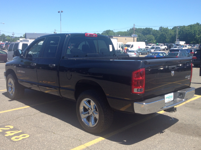 2006 Dodge Ram 1500 4d Wagon AWD