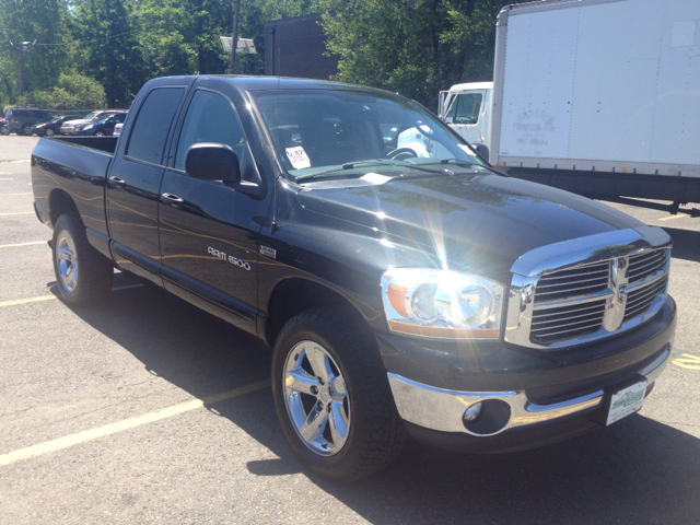 2006 Dodge Ram 1500 4d Wagon AWD