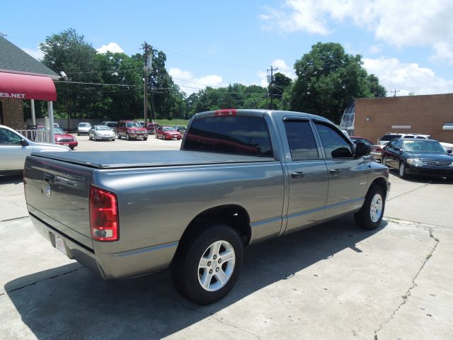 2006 Dodge Ram 1500 LS ES