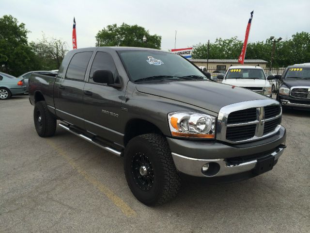 2006 Dodge Ram 1500 3500 SLT Crew LB Dually DSL
