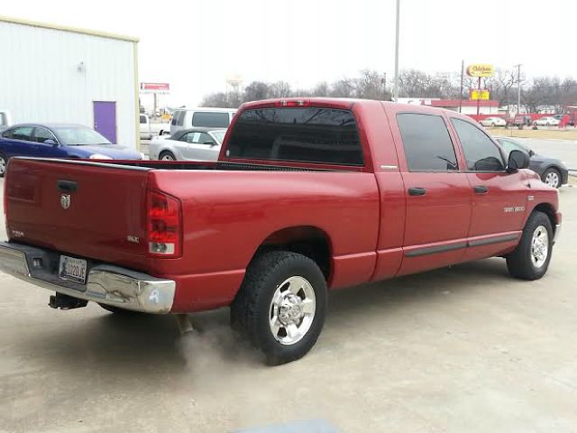 2006 Dodge Ram 1500 2WD Regular Cab 6.3 Ft Box ST
