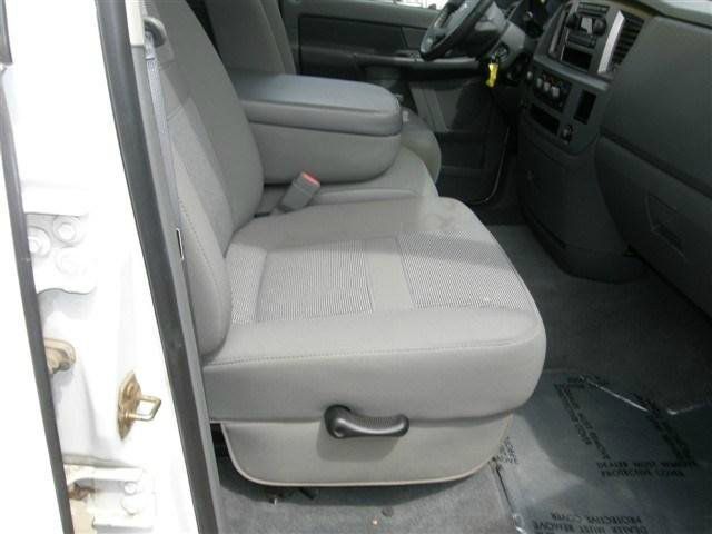 2006 Dodge Ram 1500 4dr LX 4WD Auto