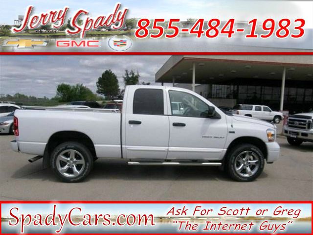 2006 Dodge Ram 1500 4dr LX 4WD Auto