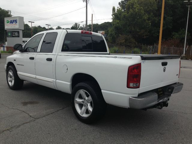 2006 Dodge Ram 1500 LS ES