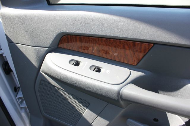 2006 Dodge Ram 1500 Collection Rogue