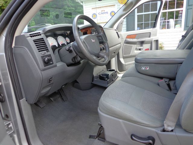 2006 Dodge Ram 1500 Wagon SE