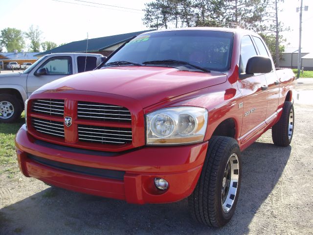 2006 Dodge Ram 1500 4dr LX 4WD Auto