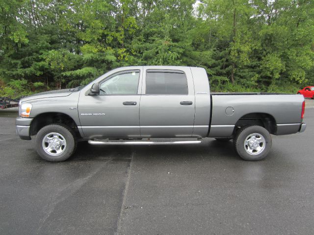 2006 Dodge Ram 1500 3500 SLT Crew LB Dually DSL