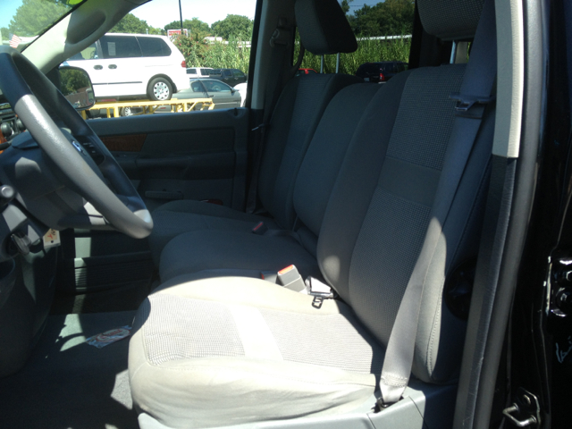 2006 Dodge Ram 1500 LS ES