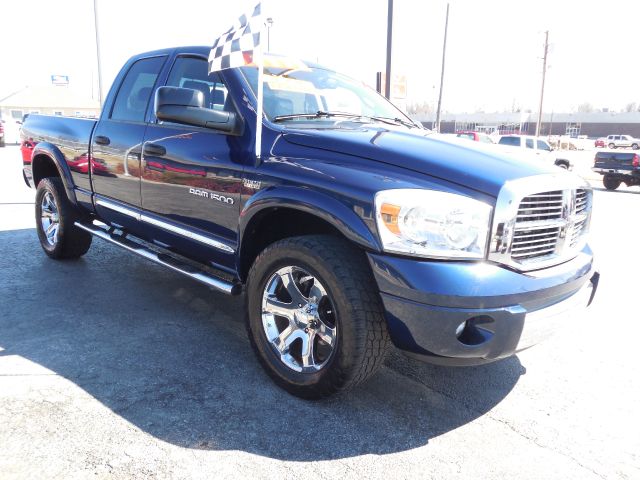 2007 Dodge Ram 1500 4d Wagon AWD