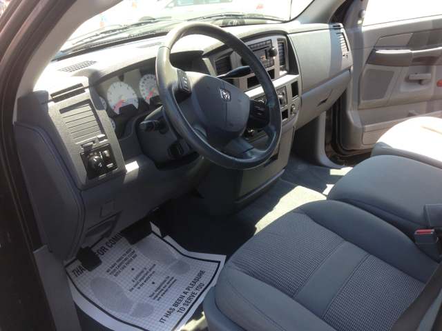 2007 Dodge Ram 1500 4dr LX 4WD Auto