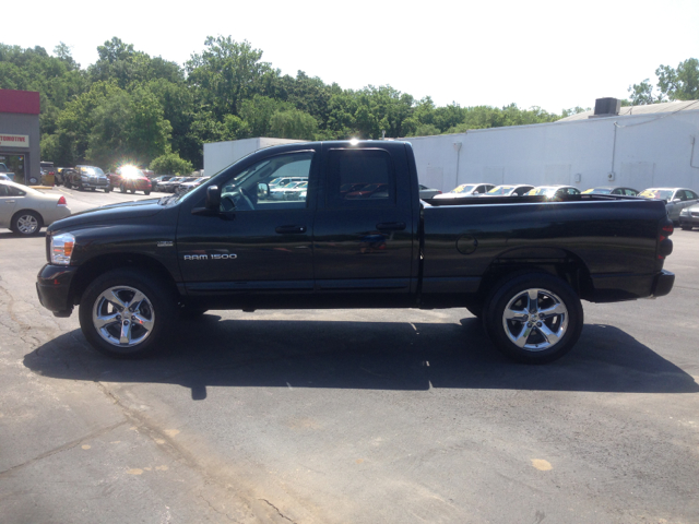 2007 Dodge Ram 1500 4dr LX 4WD Auto