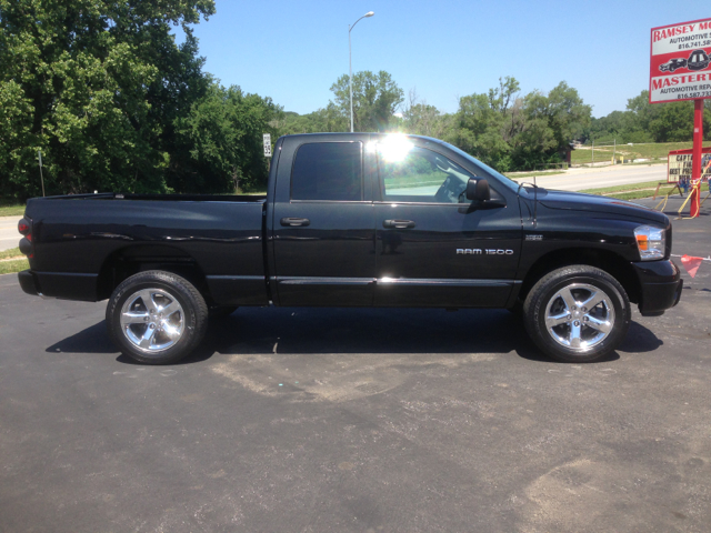 2007 Dodge Ram 1500 4dr LX 4WD Auto