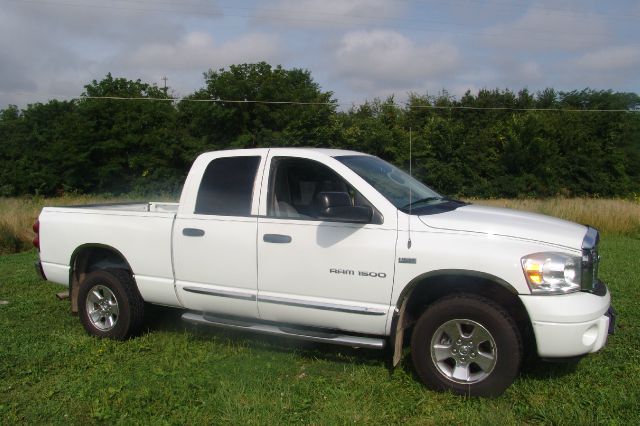 2007 Dodge Ram 1500 4d Wagon AWD