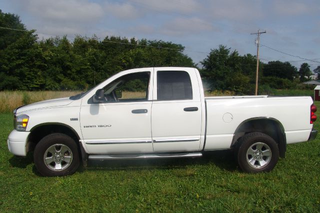 2007 Dodge Ram 1500 4d Wagon AWD