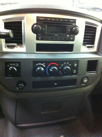 2007 Dodge Ram 1500 Coupe Deviile