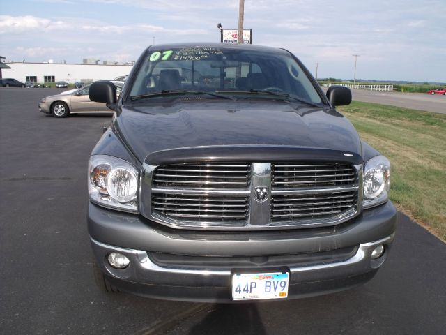 2007 Dodge Ram 1500 2WD Regular Cab 6.3 Ft Box ST