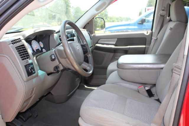 2007 Dodge Ram 1500 4dr LX 4WD Auto