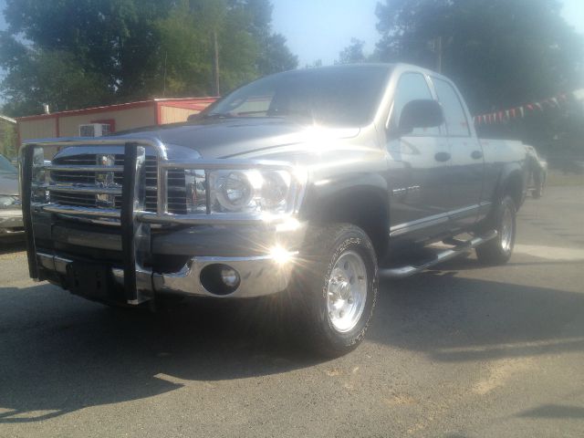 2007 Dodge Ram 1500 4dr 4WD EXT LS 4x4 SUV