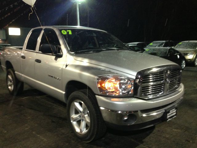 2007 Dodge Ram 1500 4dr 4WD EXT LS 4x4 SUV