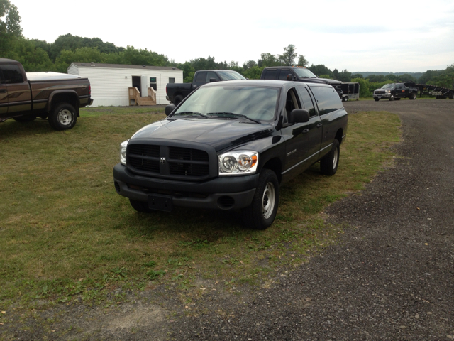 2007 Dodge Ram 1500 4dr LX 4WD Auto