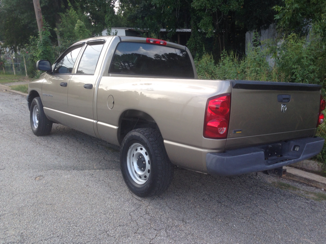 2007 Dodge Ram 1500 4dr LX 4WD Auto