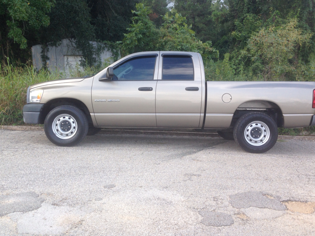 2007 Dodge Ram 1500 4dr LX 4WD Auto