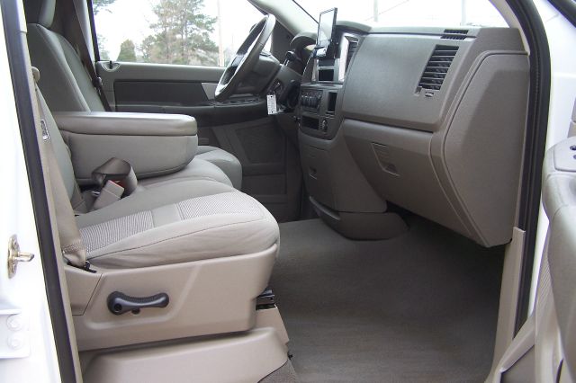 2007 Dodge Ram 1500 LS ES