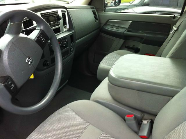 2008 Dodge Ram 1500 4d Wagon AWD