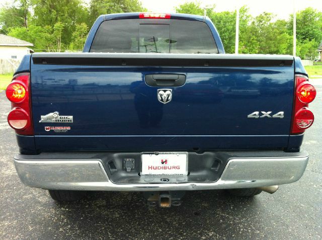 2008 Dodge Ram 1500 4d Wagon AWD