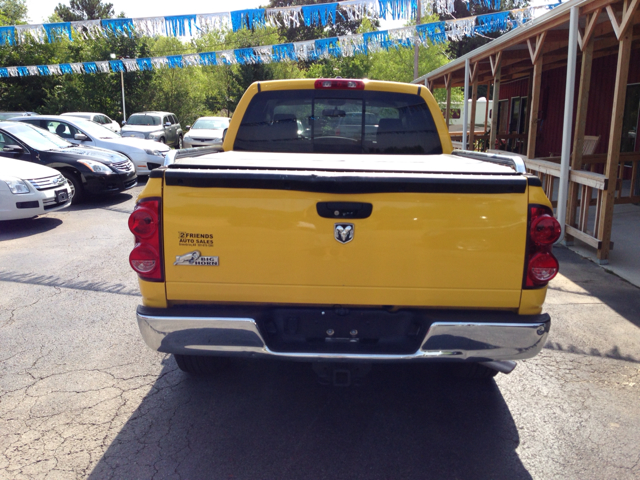 2008 Dodge Ram 1500 SLT 4WD Crew Cab