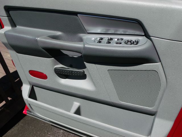 2008 Dodge Ram 1500 1500 4WD Luxury