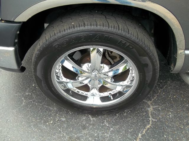 2008 Dodge Ram 1500 Slt/dvd//quad Seats//leather