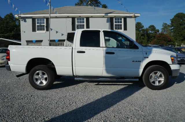 2008 Dodge Ram 1500 4dr LX 4WD Auto