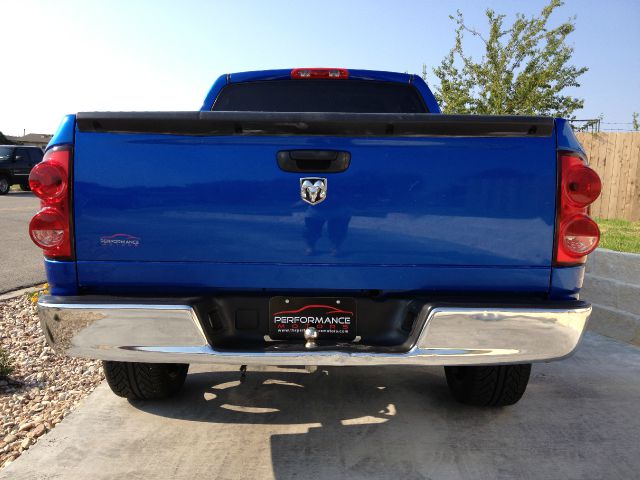 2008 Dodge Ram 1500 4dr LX 4WD Auto