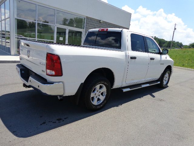 2009 Dodge Ram 1500 SLE Sierra 2WD